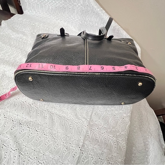 Dooney And Bourke Black Pebbled Leather Tassel Shopper Tote Purse. - Picture 5 of 10